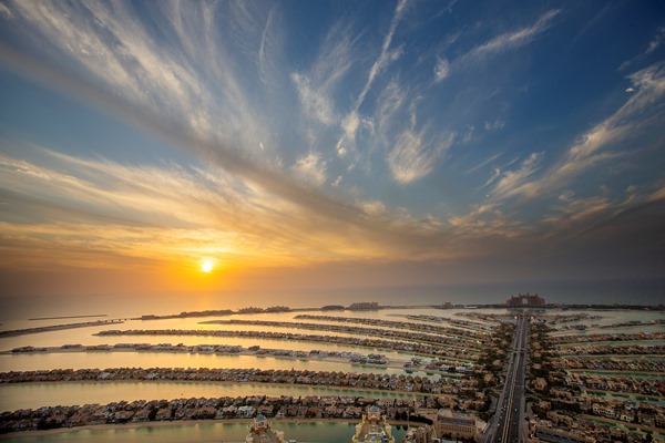 В Дубае открылась смотровая площадка The View at The Palm