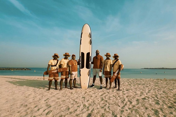 Dubai Municipality assigns a rescue crew of 140 lifeguards across beaches in Dubai