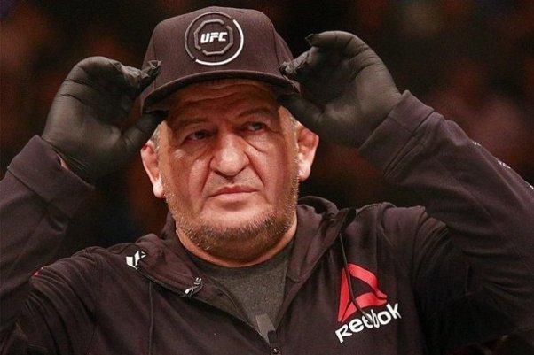 Отец и тренер чемпиона UFC Хабиба Нурмагомедова скончался из-за коронавируса