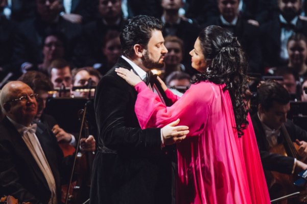 Anna Netrebko and Yusif Eyvazov at Dubai Opera
