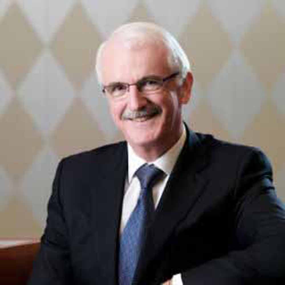 Jumeirah Group&#039;s Gerald Lawless steps down as chief executive after 18 years