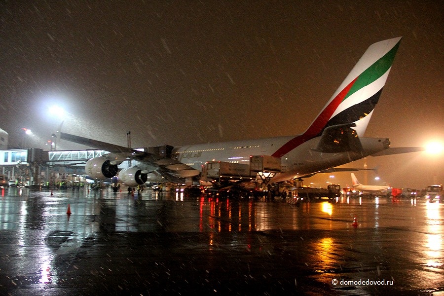 В ОАЭ расследуют «серьезный инцидент» с самолетом A380 Emirates в Москве