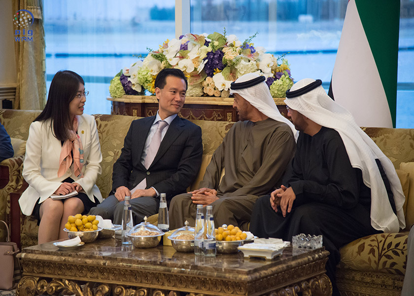 Abu Dhabi Crown Prince receives Chinese officials