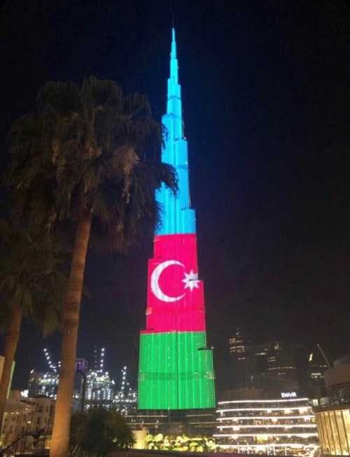 Руководители ОАЭ поздравили президента Азербайджана с национальным праздником