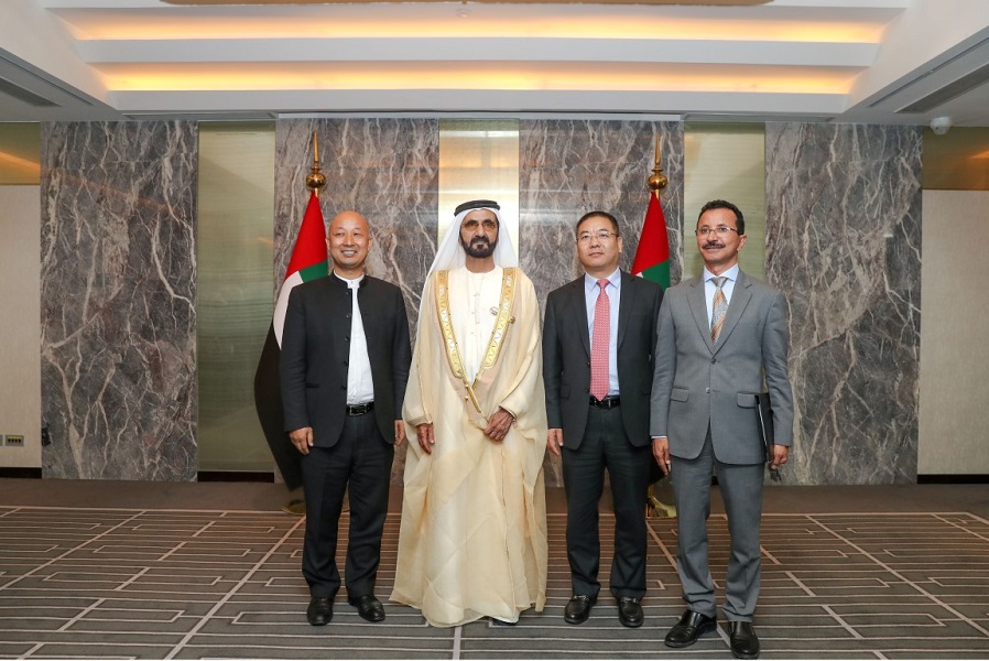 Mohammed bin Rashid witnesses launch of ‘Traders Market’ in Dubai from Chinese capital