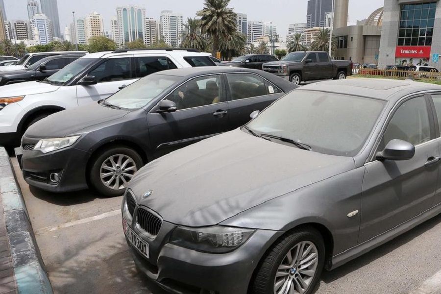 Abu Dhabi Municipality removes dirty cars in crackdown on messy streets