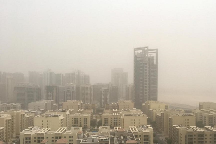 Dust storm causes 1,000 road accidents in Dubai