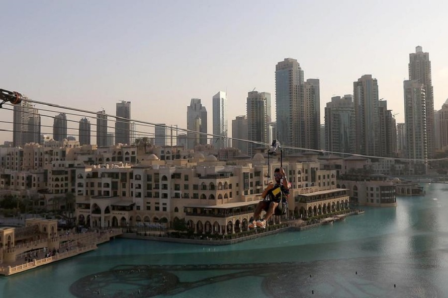 Sheikh Hamdan tests longest urban zipline in Dubai Marina (Video)  