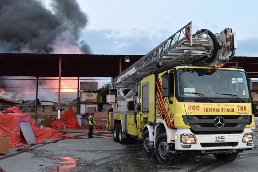 Three men die in Dubai warehouse fire 