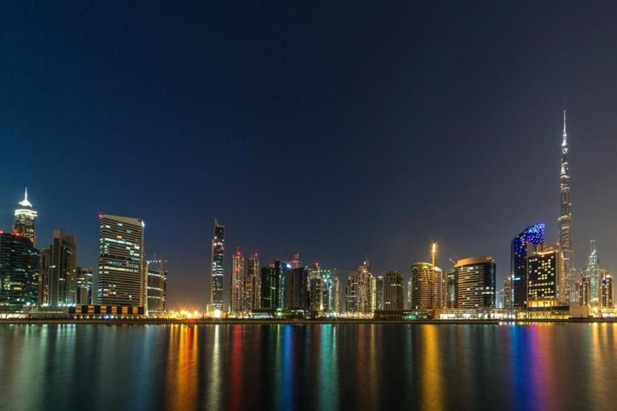 &#039;Green comet&#039; spotted in Dubai sky confuses residents