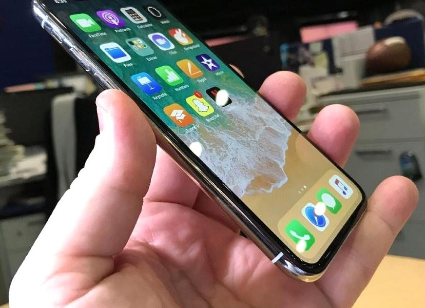 В ОАЭ начались продажи Apple iPhone X  