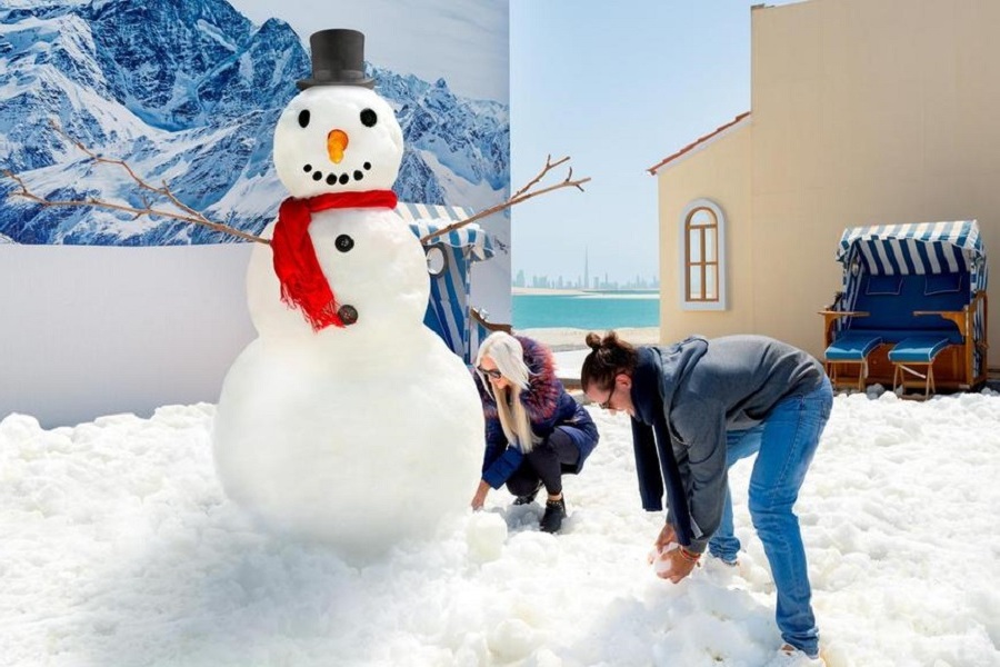 Snowman built in the Heart of Europe development at The World, Dubai