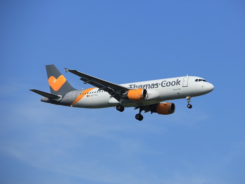 Thomas Cook collapses, leaving thousands of travelers stranded