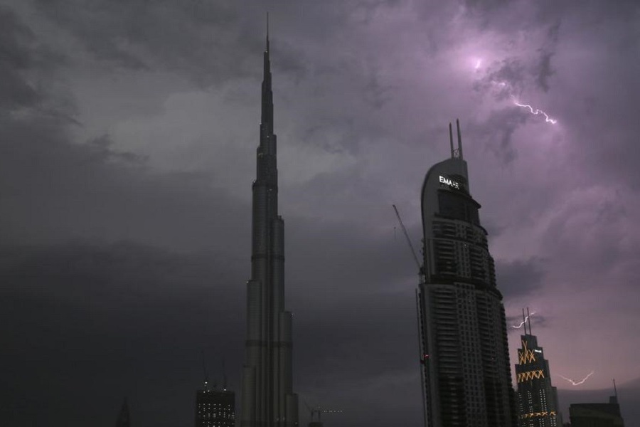 UAE weather: Heavy rain, thunder and lightning on the way