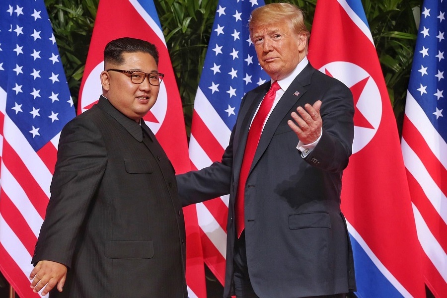 Trump and Kim Jong-un handshake begins historic US-North Korea summit (Video)