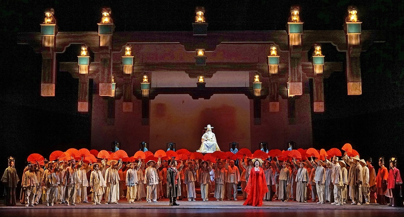 上海歌剧院携手迪拜歌剧院精彩呈现歌剧图兰朵和舞台剧早春，以庆祝中国新年