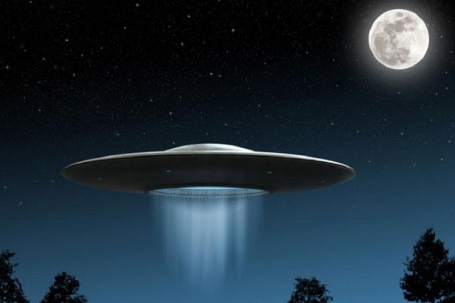 Does the Pentagon still have a UFO programme? (Video)