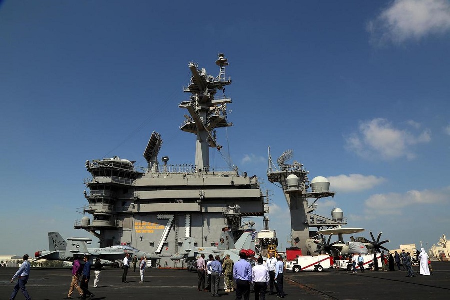 US aircraft carrier takes a break in Dubai from anti-terror operations 