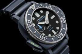 Panerai Submersible Elux LAB-ID: a striking innovation in Mechanical Luminescence