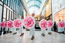 阿联酋购物中心开设独家“心灵艺术”展览欢庆中国黄金周