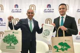 Single-use plastic ban: reusable shopping bags offered by supermarkets in Abu Dhabi