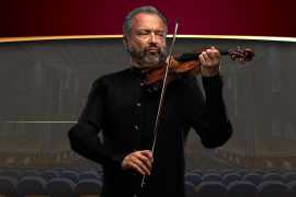 A legendary violinist virtuoso Dmitry Sitkovetsky will perform in Dubai