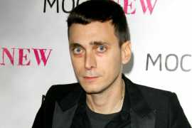 Hedi Slimane will introduce menswear as new head of Céline