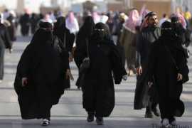 Saudi cleric says abaya no longer necessary for women