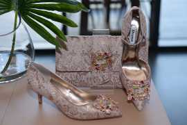 Dune showcased its SS18 collection