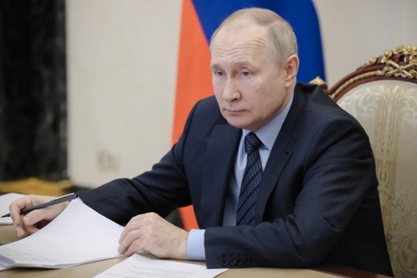 Владимир Путин выступит на пленарном заседании ПМЭФ