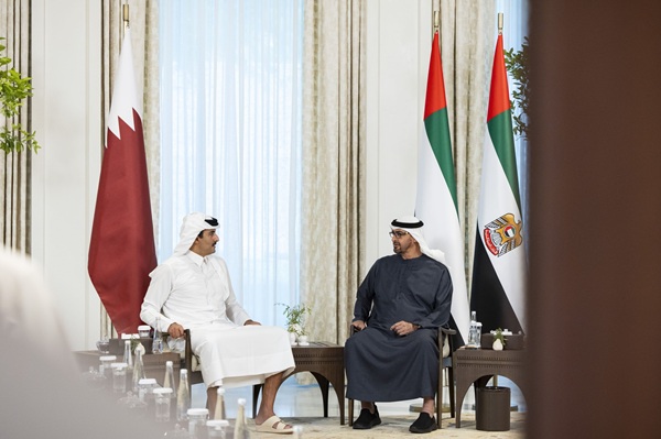 UAE and Qatar Leaders Strengthen Bilateral Ties and Regional Cooperation