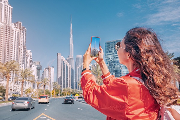 New UAE Rule: Social media promo posts now require a permit